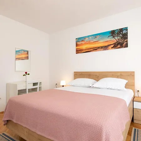 Casa La Mare - * Krk Town