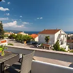 Casa La Mare - *