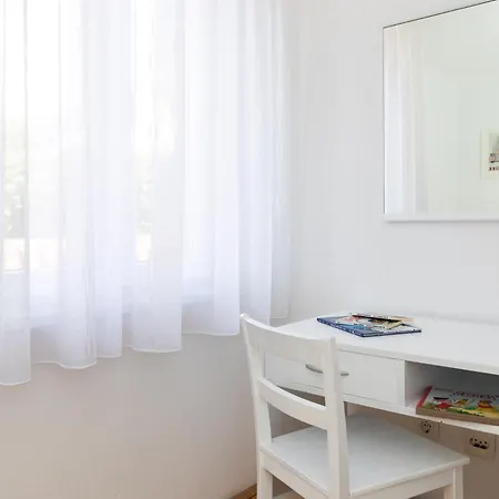 Apartman Casa La Mare - *
